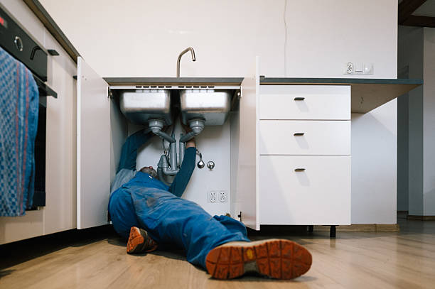 Professional Leak Detection technician working in Powers Lake, WI